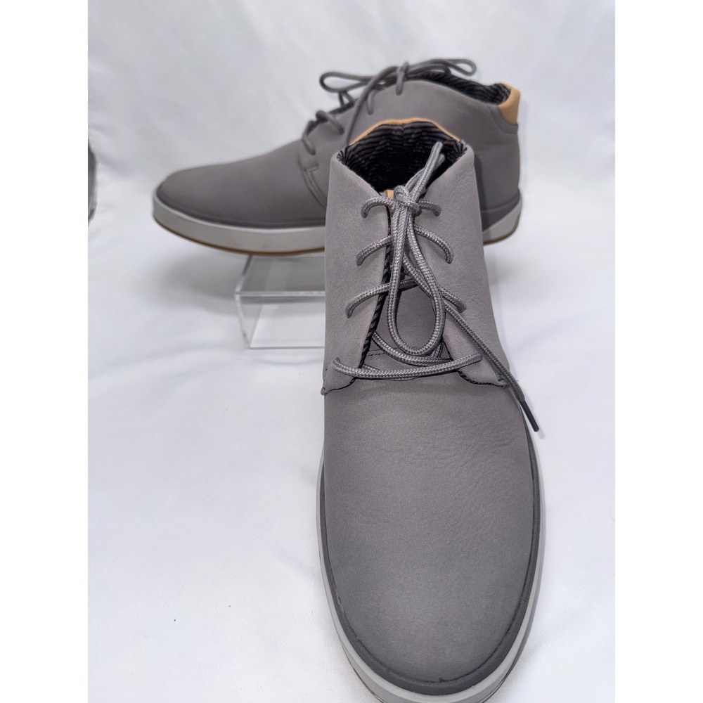 OluKai Papaku Ili Mens 9.5 Gray Leather Chukka Boots Waterproof Ankle - Picture 2 of 8